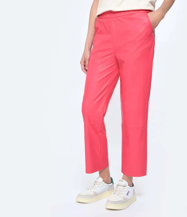 MAEVY MOUVEMENT LIBRE Pantalon Pantavegan Cuir Vegan Fraise à prix imbattables 5