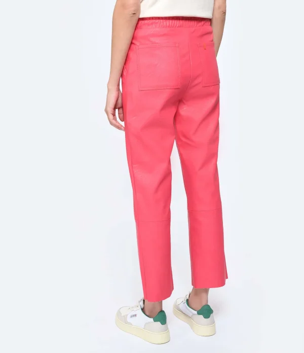 MAEVY MOUVEMENT LIBRE Pantalon Pantavegan Cuir Vegan Fraise à prix imbattables 6