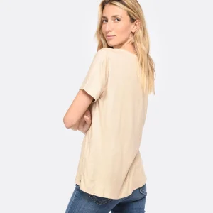 MAJESTIC FILATURES Tee-shirt Col V Sable Doré grossiste en ligne 13